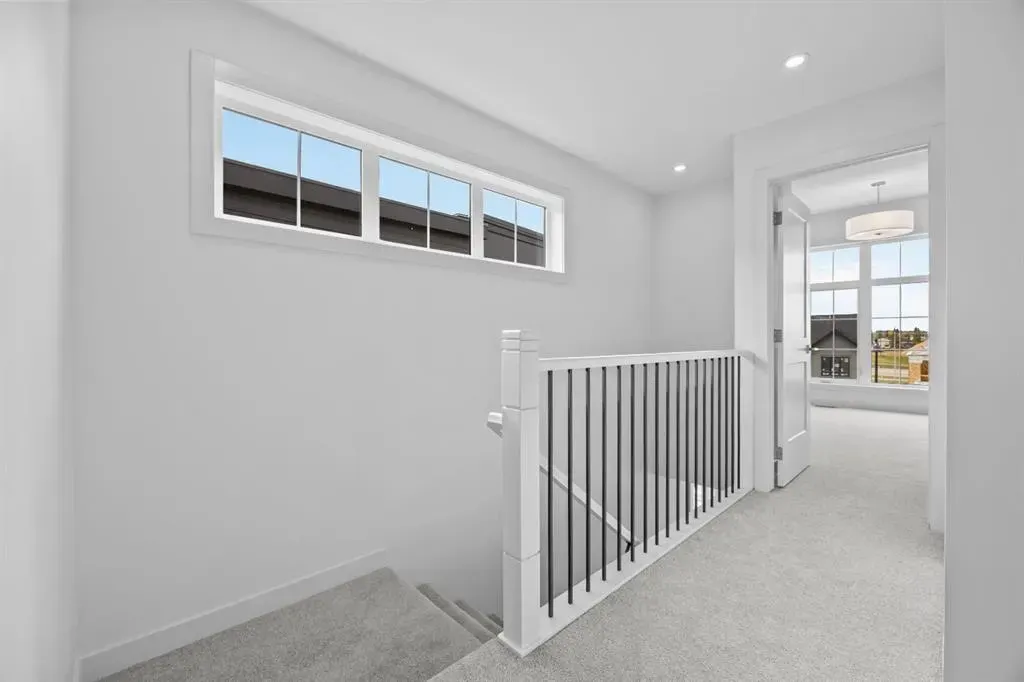 116 Greenwich Drive NW