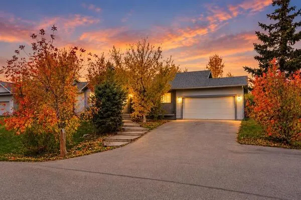16 Nesbitt Avenue