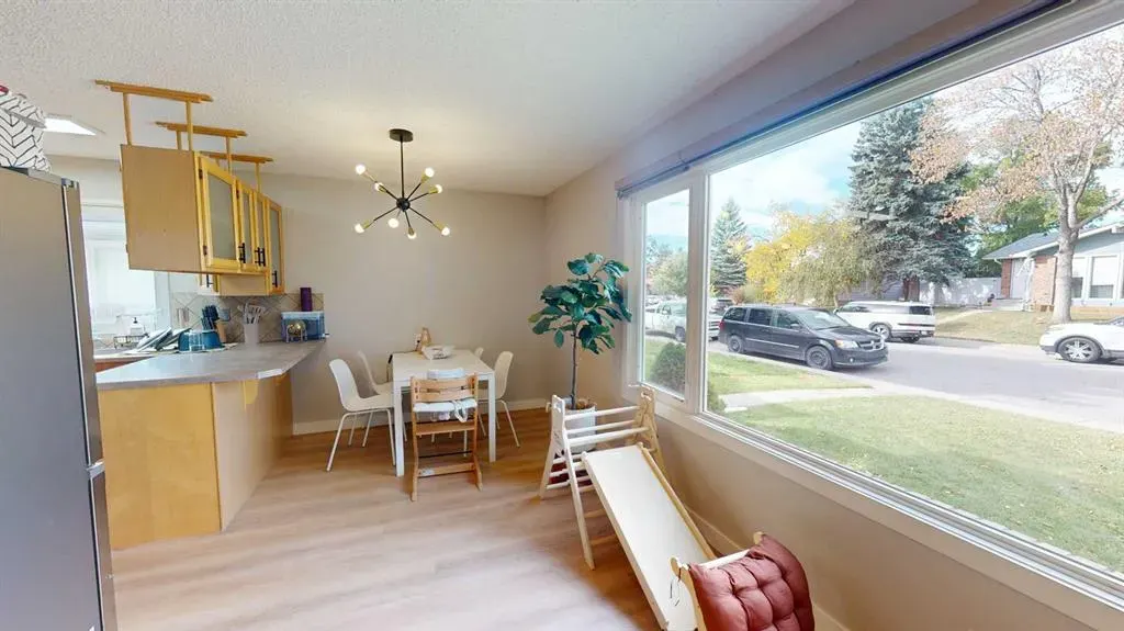 49 Sunhurst Crescent SE