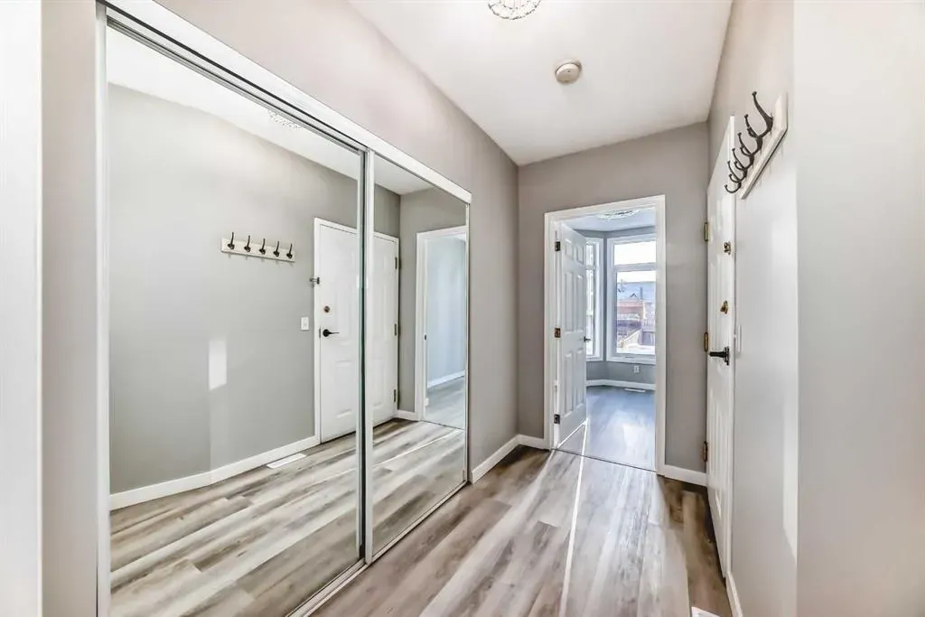 1014 14 Avenue SW #106