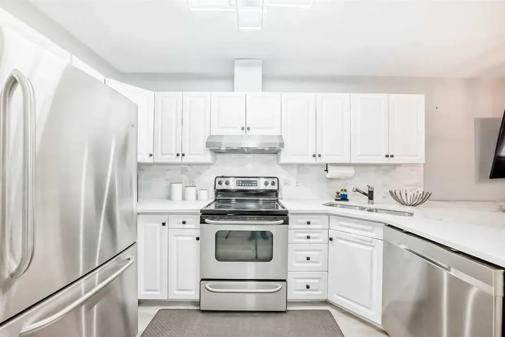1014 14 Avenue SW #106