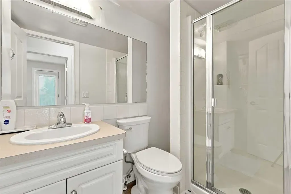50 Westland Road #220