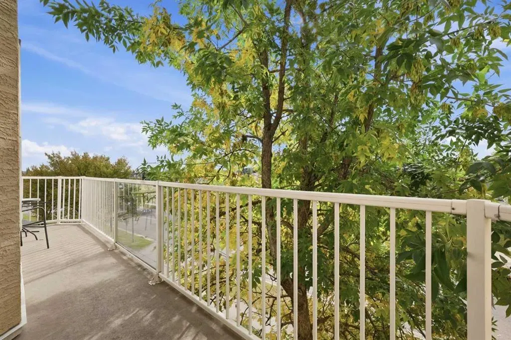 50 Westland Road #220