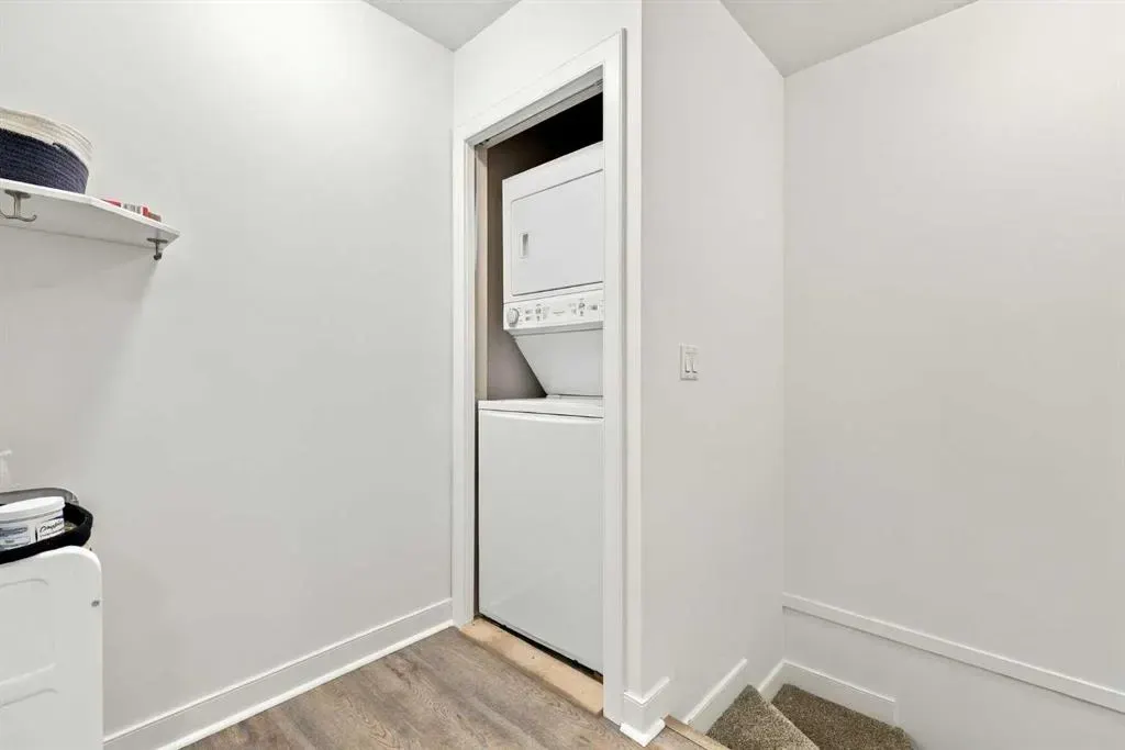 50 Westland Road #220