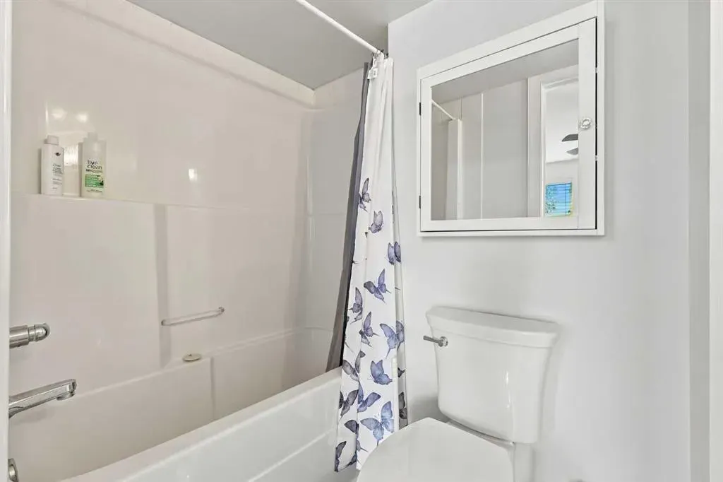 50 Westland Road #220