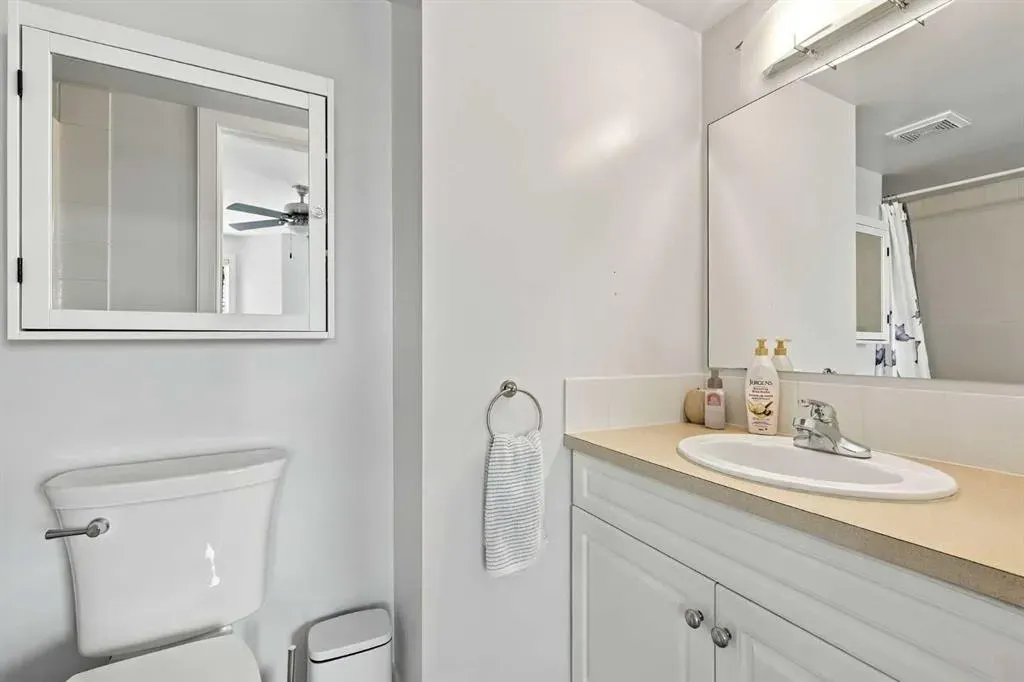 50 Westland Road #220