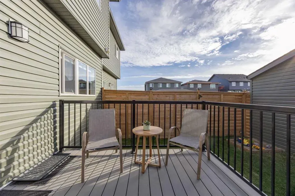 251 Chinook Gate Boulevard SW