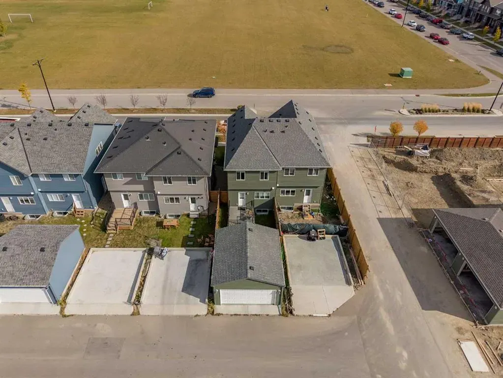 251 Chinook Gate Boulevard SW