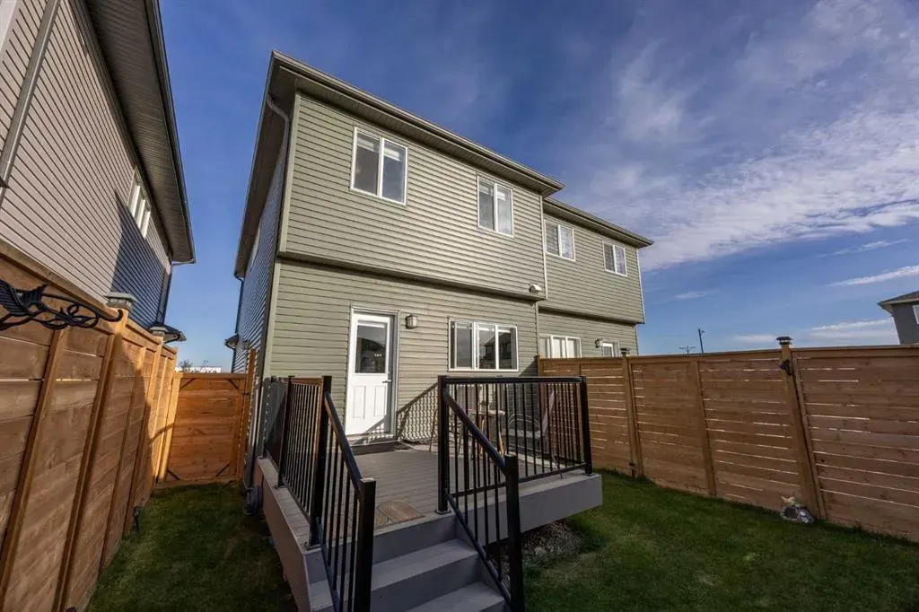 251 Chinook Gate Boulevard SW