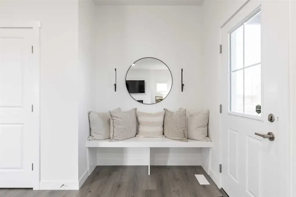 372 Belmont Park SW