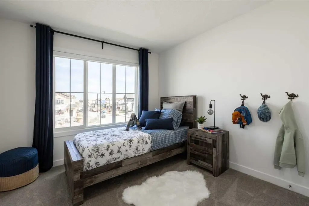 372 Belmont Park SW