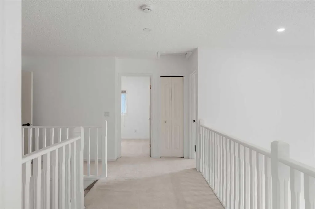 52 West Mitford Crescent
