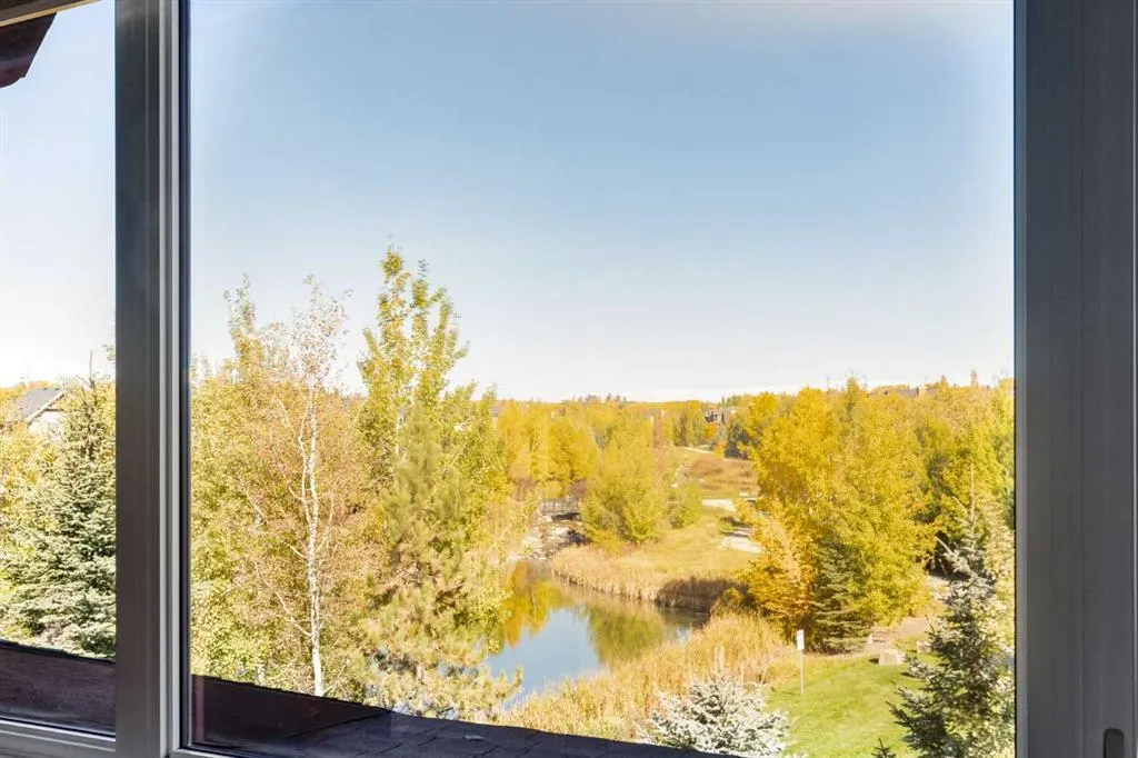 206 Waterside Court