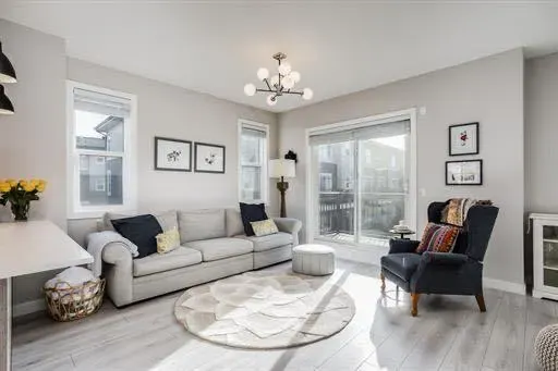 30 Cornerstone Manor NE #204