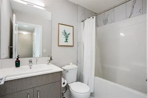 30 Cornerstone Manor NE #204