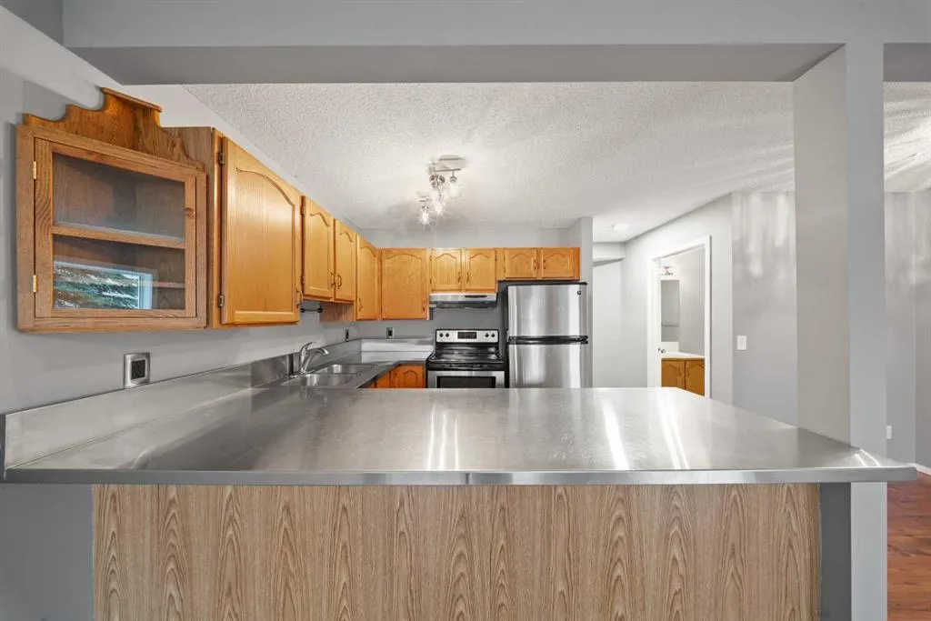 13 Country Hills Rise NW