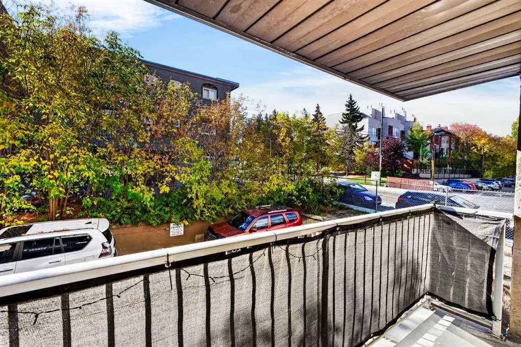 835 19 Avenue SW #105
