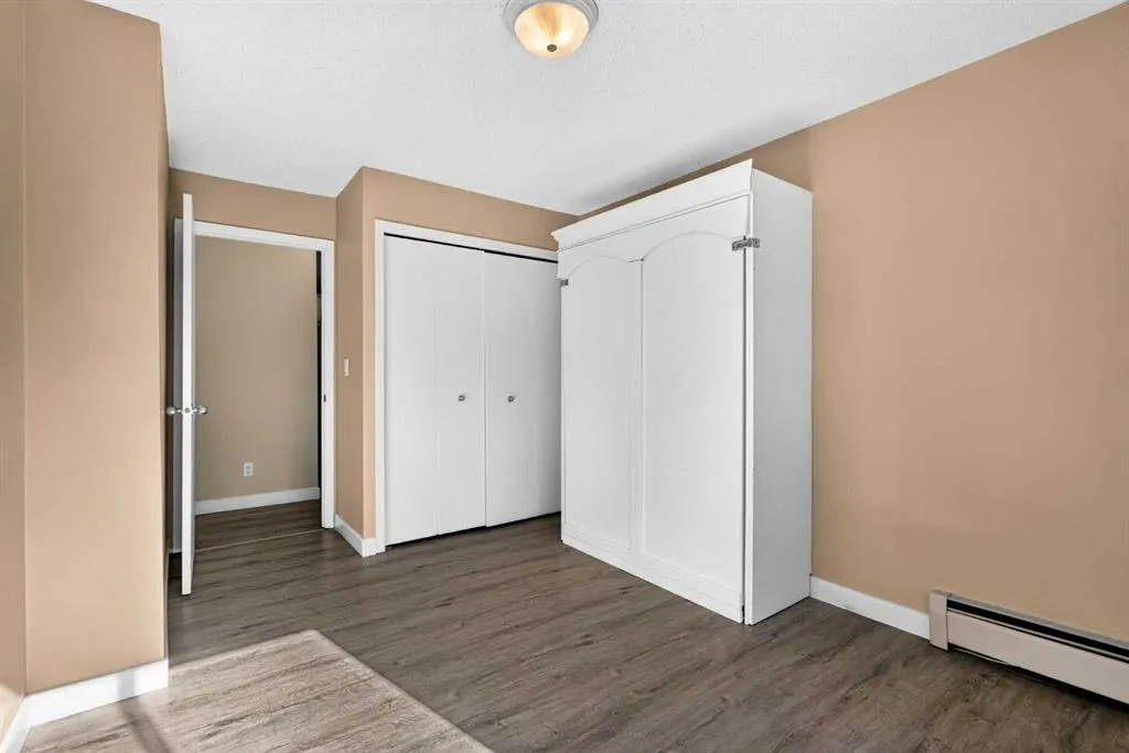 835 19 Avenue SW #105