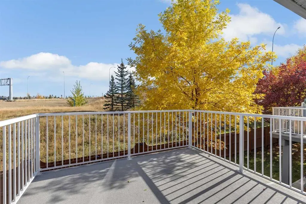 140 Valley Ridge Heights NW