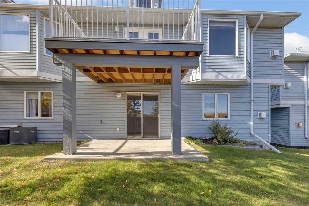 140 Valley Ridge Heights NW