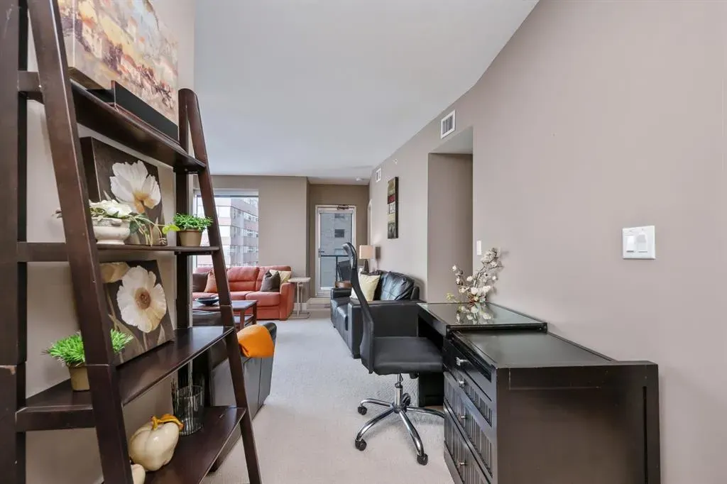 910 5 Avenue SW #1005