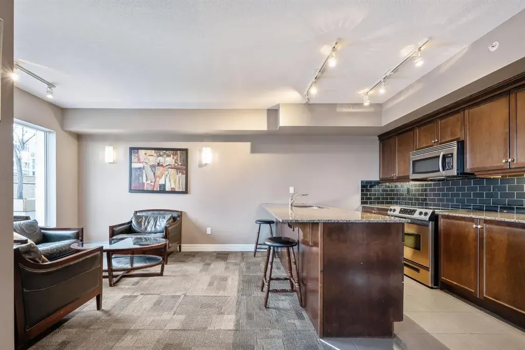 910 5 Avenue SW #1005