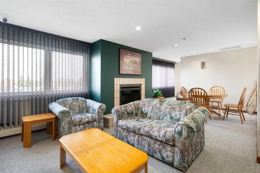 550 Westwood Drive SW #101