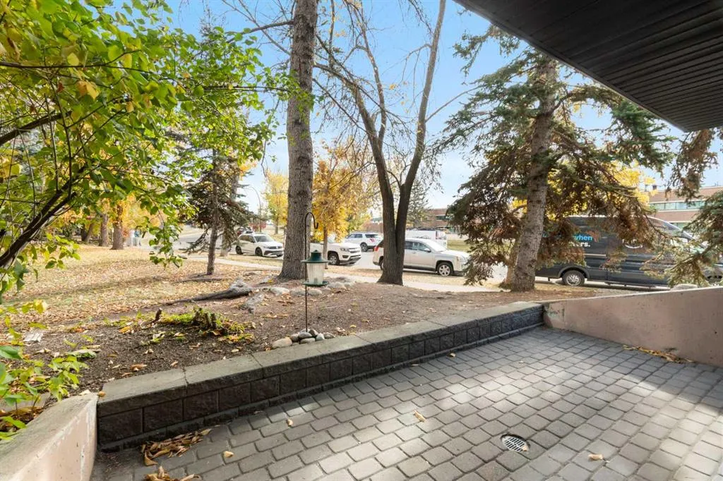 550 Westwood Drive SW #101