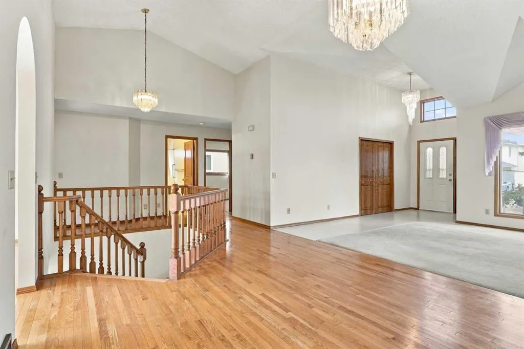 51 Edgebrook Circle NW