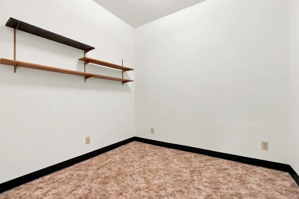 51 Edgebrook Circle NW