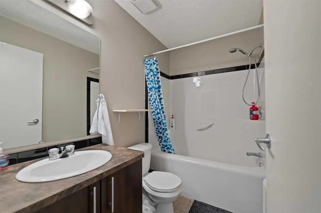 2445 Kingsland Road SE #209