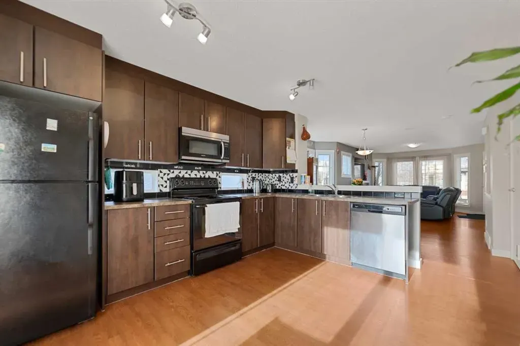 2445 Kingsland Road SE #209