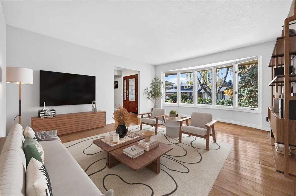 316 Parkland Way SE