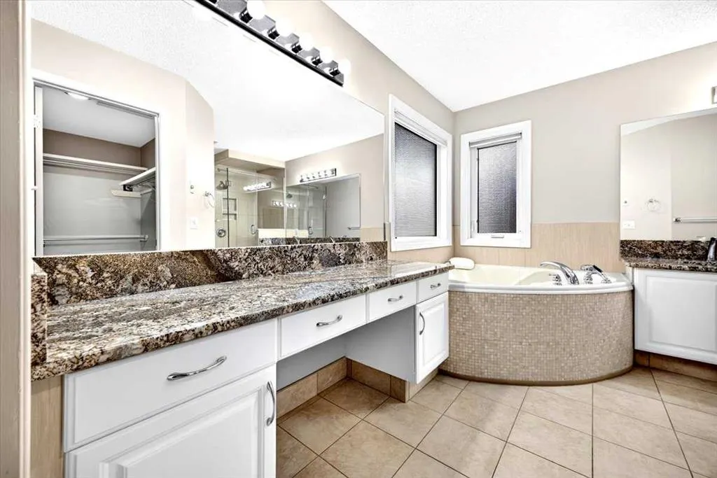 26 Evergreen Terrace SW