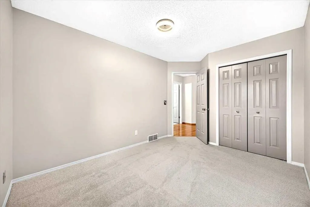 26 Evergreen Terrace SW
