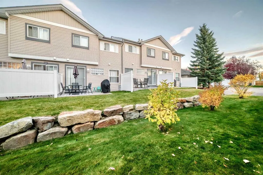 187 Millview Green SW