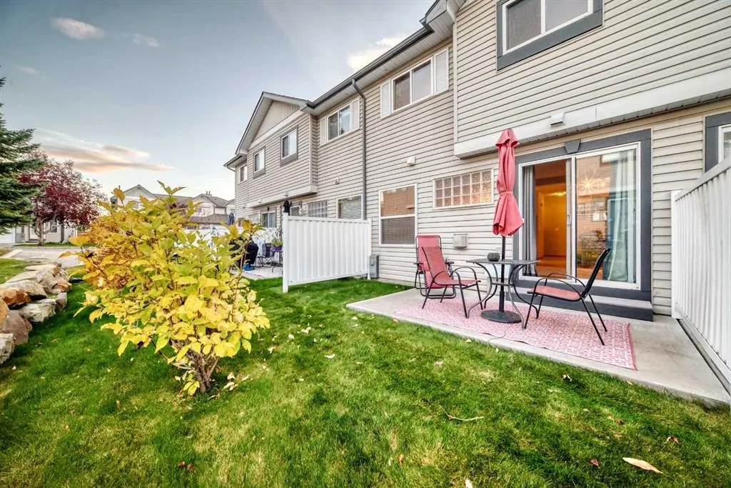 187 Millview Green SW