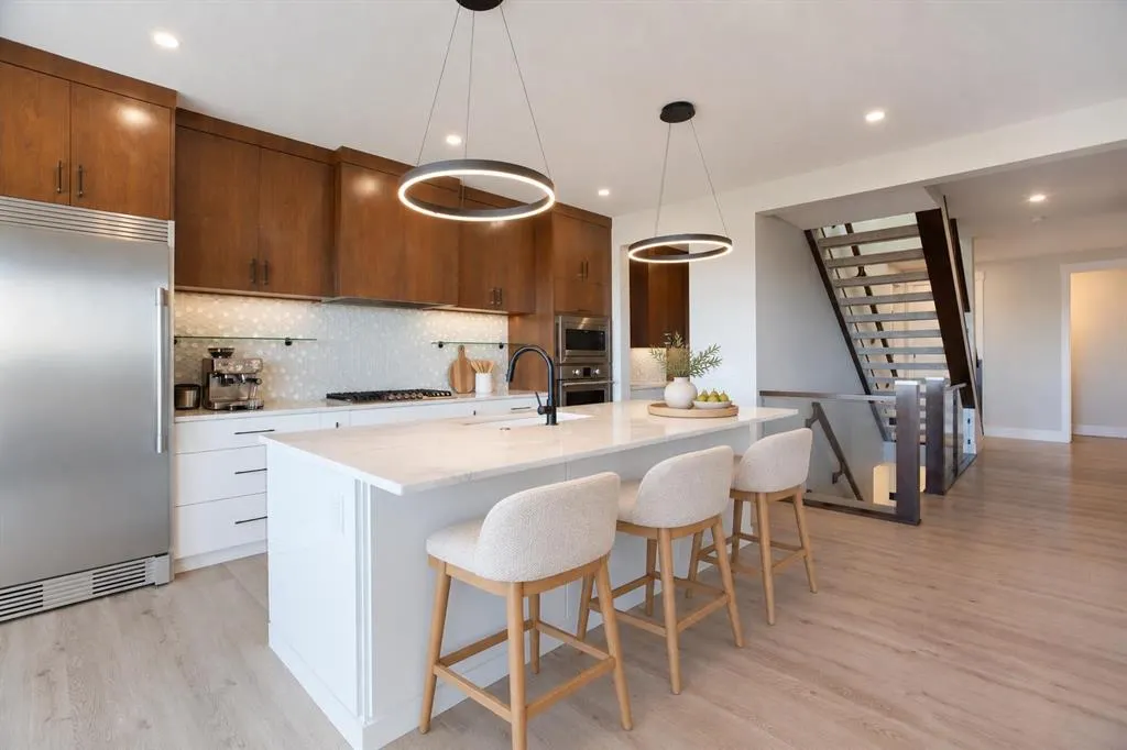 96 Walcrest View SE