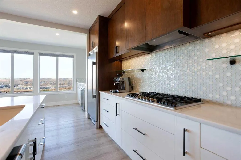 96 Walcrest View SE