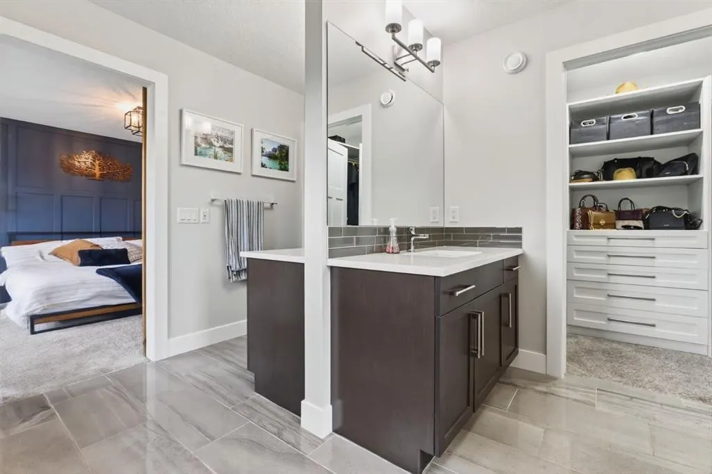 1 Riviera Point