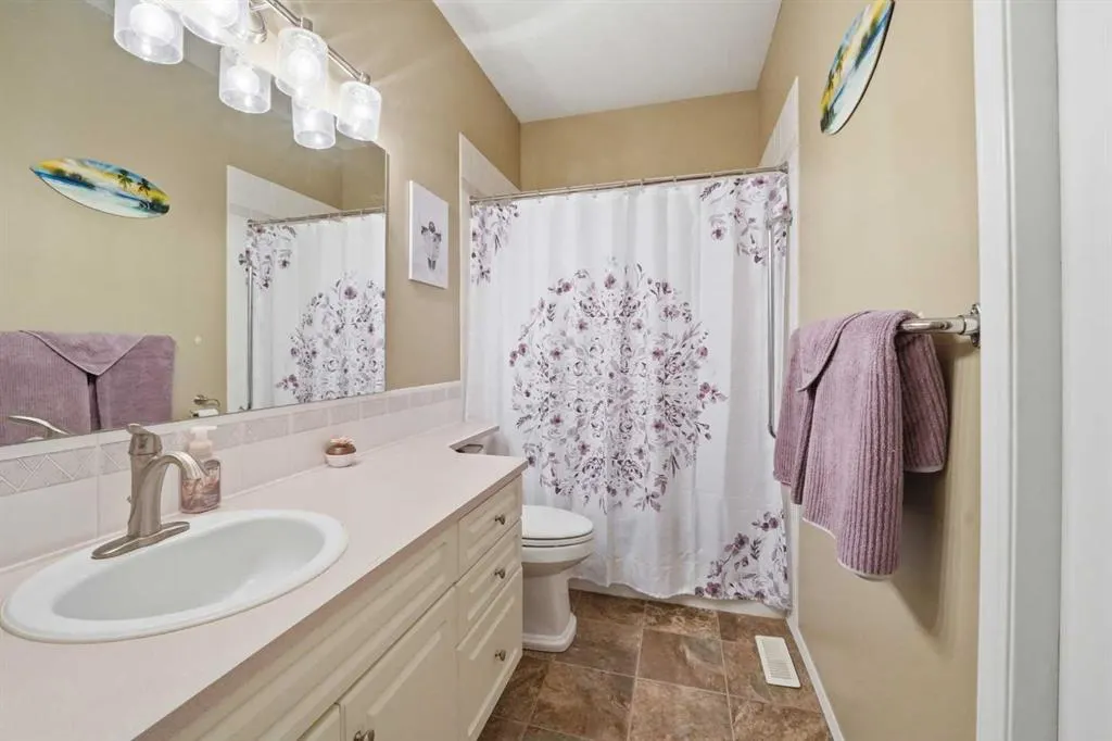 8 Drever Close