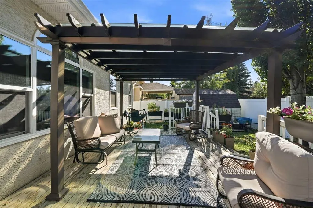 8 Drever Close