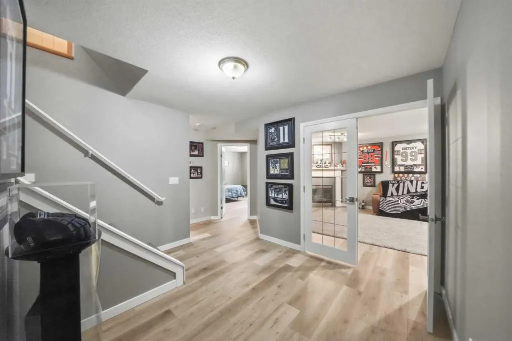 8 Drever Close