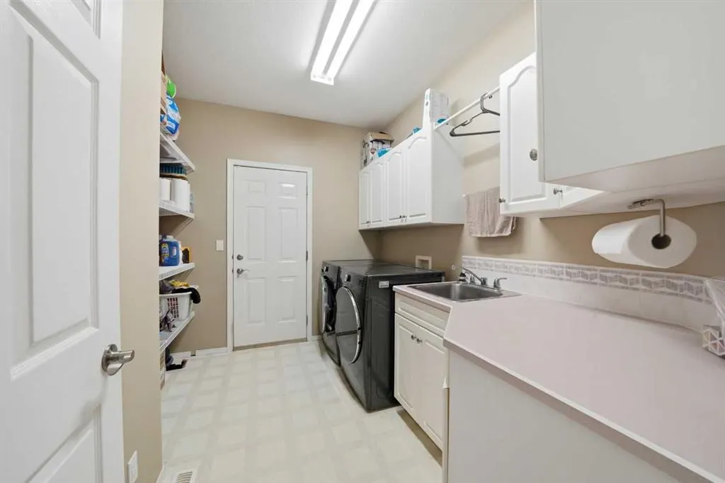 8 Drever Close