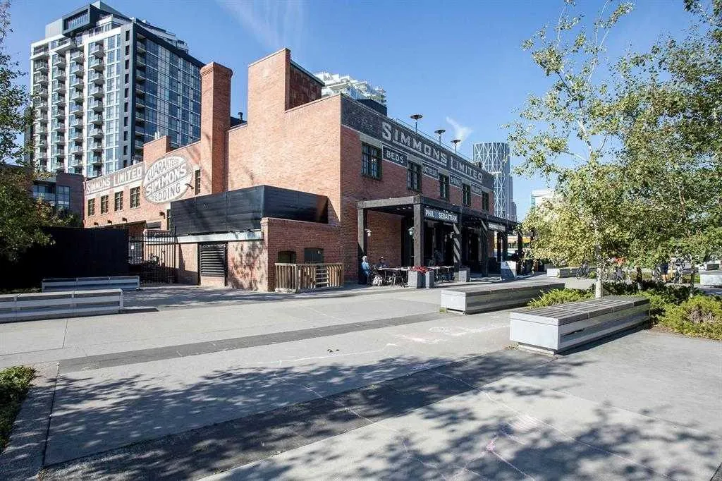 519 Riverfront Avenue SE #1404