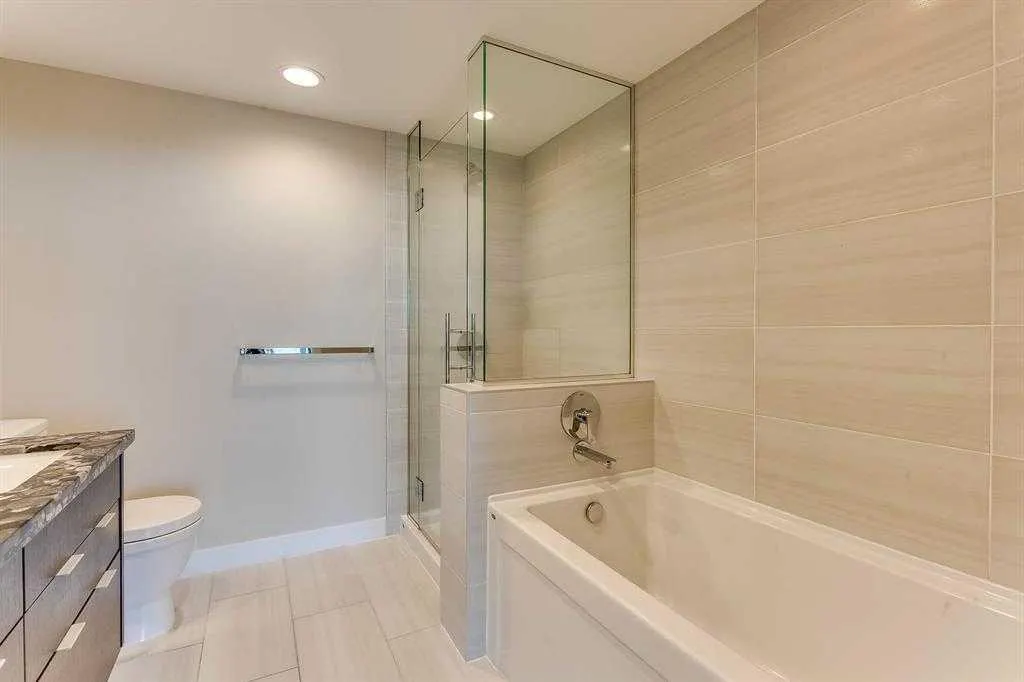 519 Riverfront Avenue SE #1404