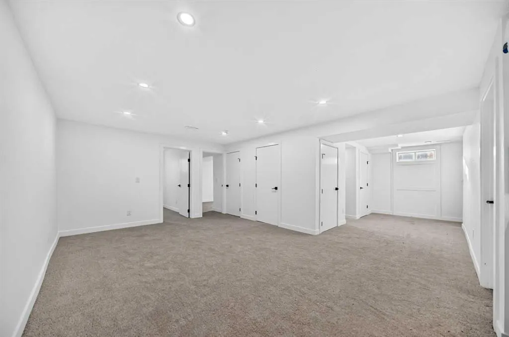 911 Penmeadows Road SE