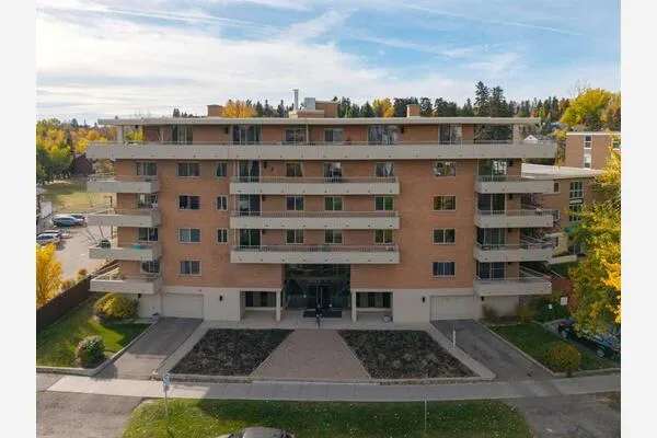 629 Royal Avenue SW #303