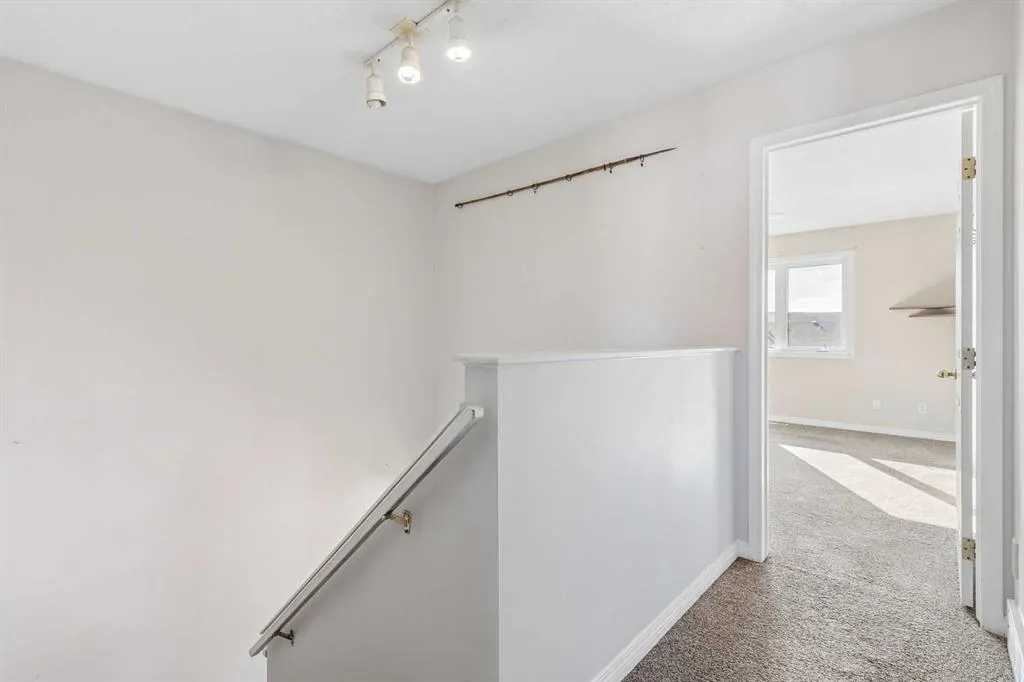 163 Citadel Drive NW