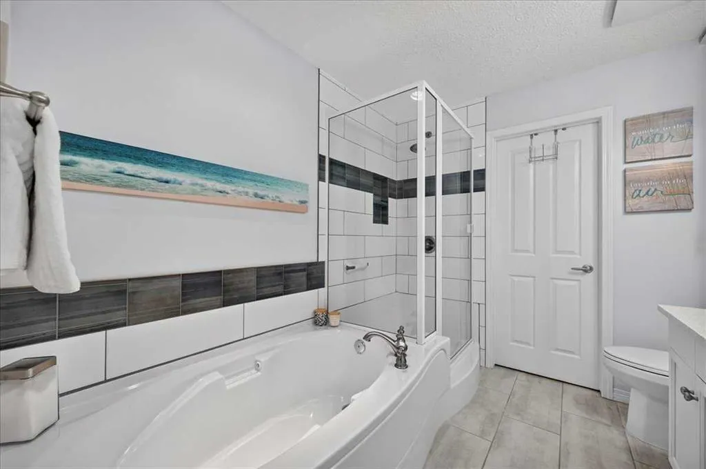 248 Springbank Villas SW
